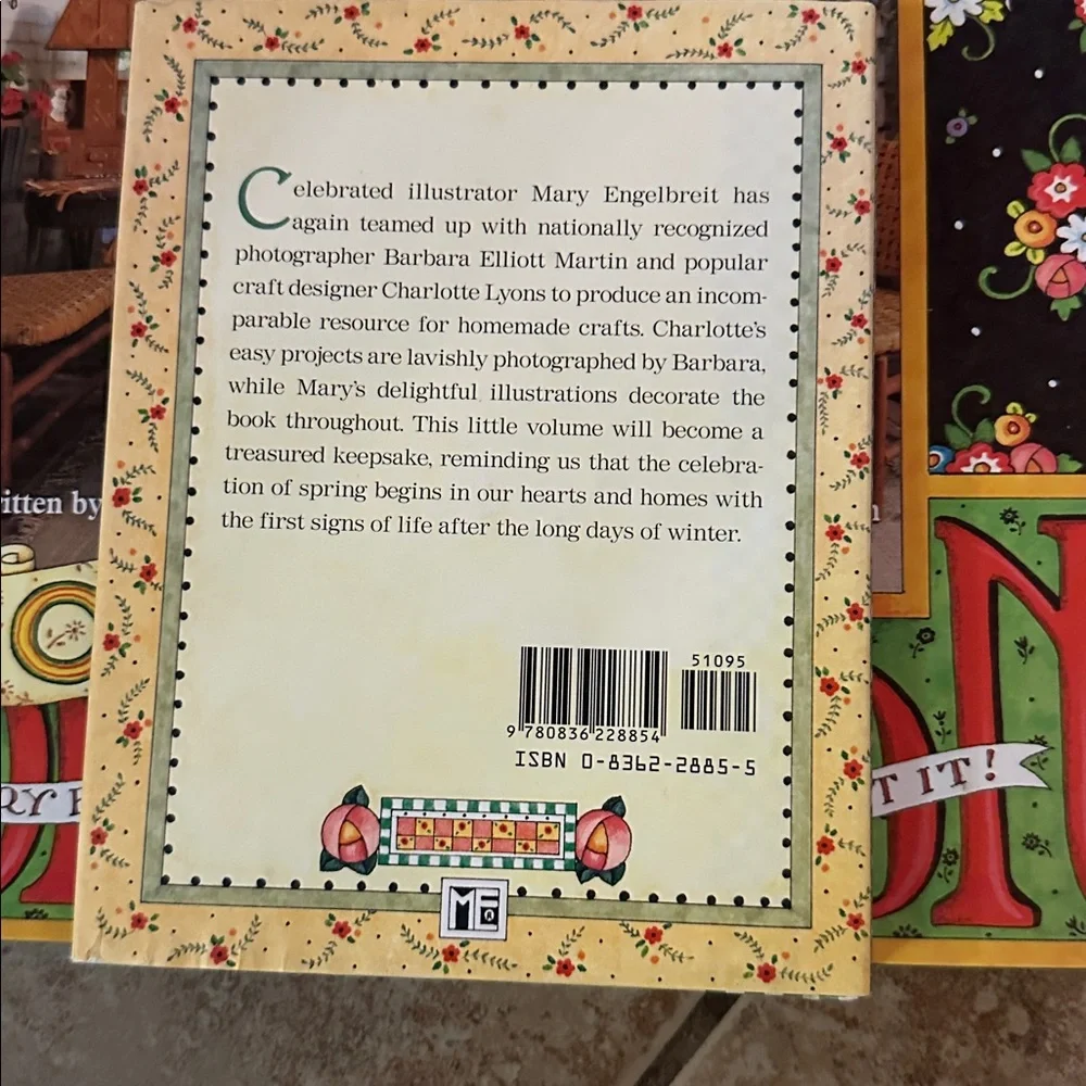 Mary Engelbreit Outdoor Companion & Spring Vintage Garden Craft Books Lot